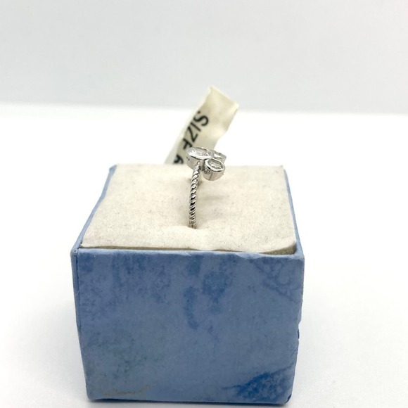 Size 6 925 Mickey Mouse Silhouette Twisted Band Ring - Picture 3 of 10